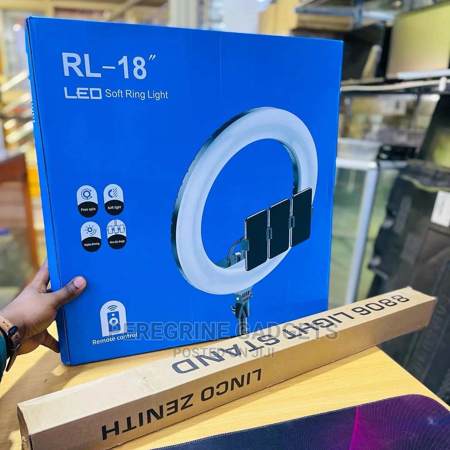 Rl-18 LED 18inch Soft Ring Light With a Remote Control