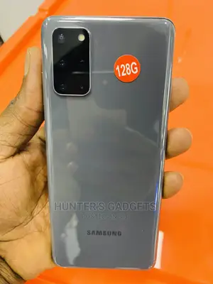 Photo - Samsung Galaxy S20 128 GB Gray