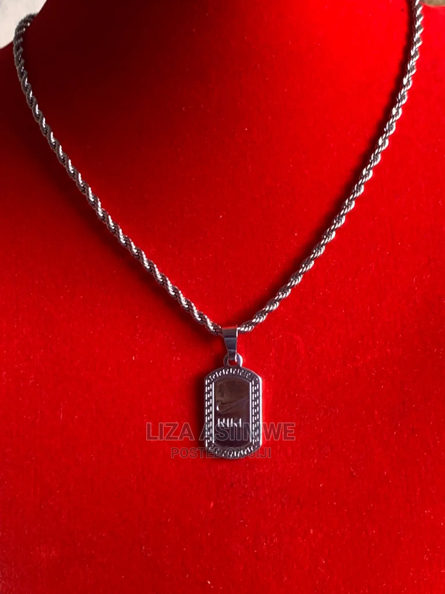 Men’S Simple Necklaces Available