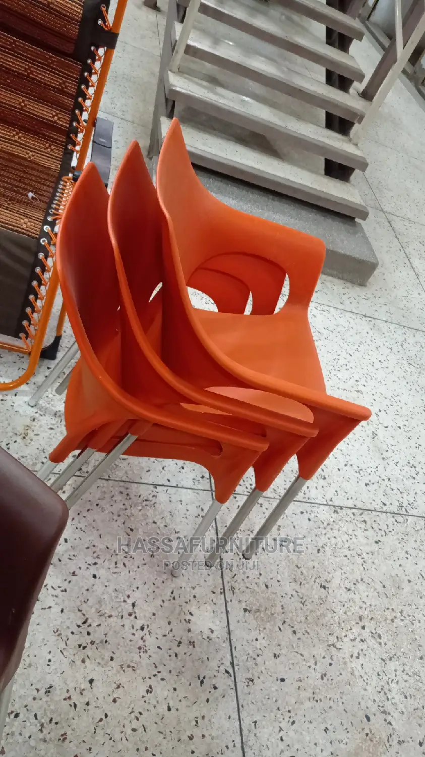 Plastic Nile Chair