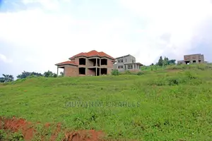 Plot's Available for Sale at Kira Kitukutwe