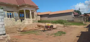 2bdrm House in Gangu Busabaala Rd, Central Division for sale