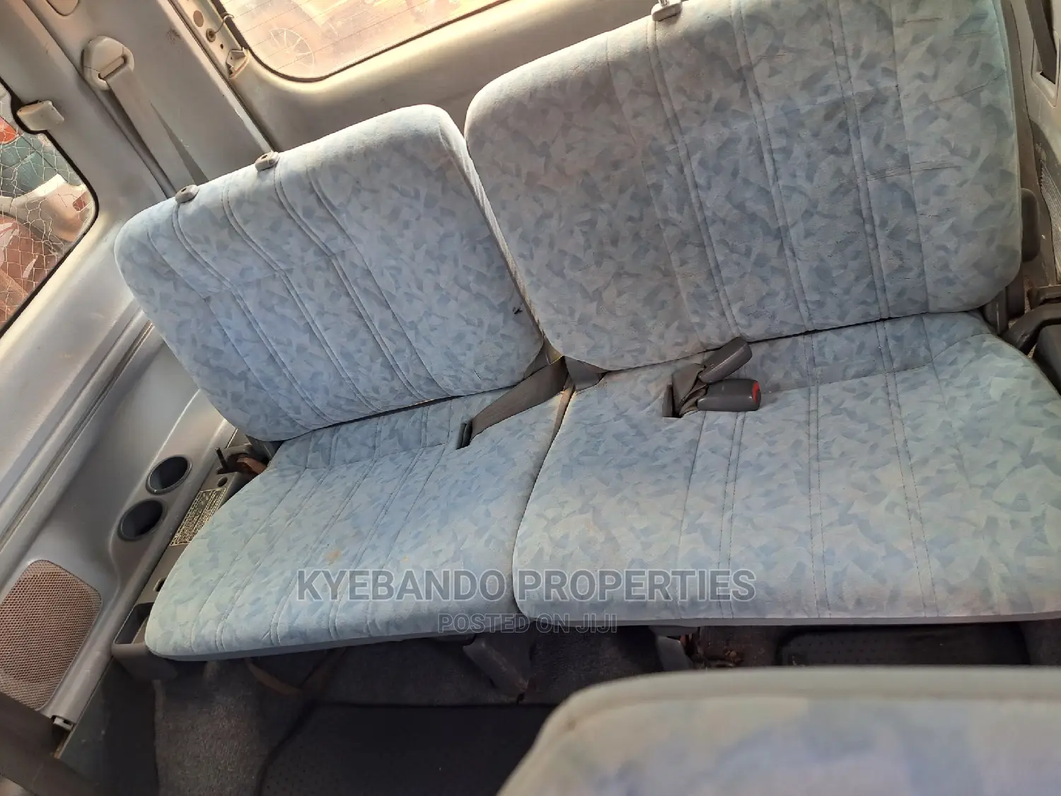 Toyota Noah 2.0 FWD (8 Seater) 2001 Silver