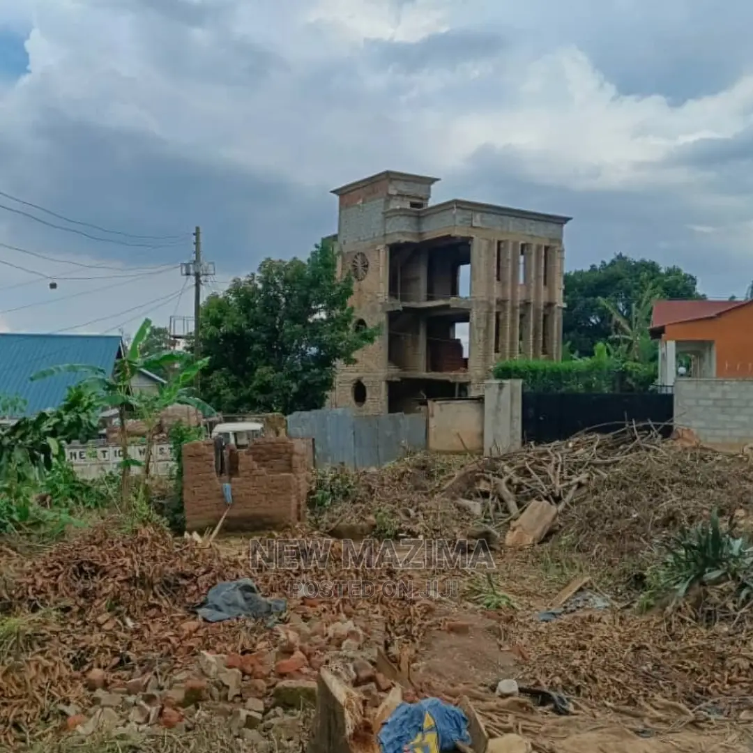 Very Beautiful Fancy Plot on Quicksale in Heart of Muyenga