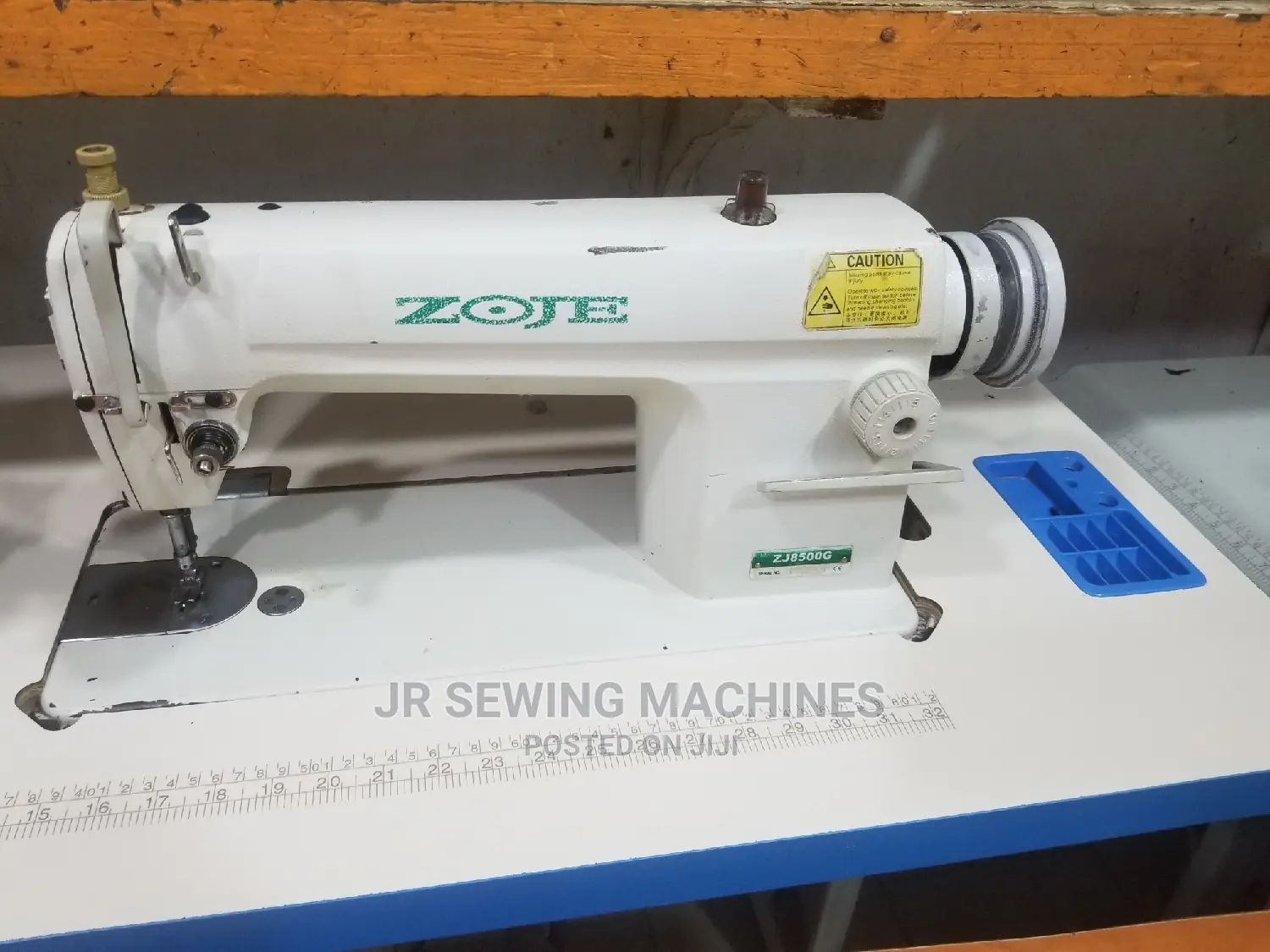 Straight Industrial Sewing Machine