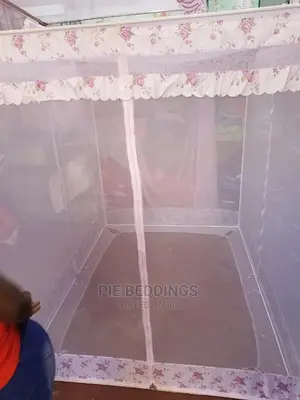 Steel Frame Mosquito Nets That Fit on the Bed