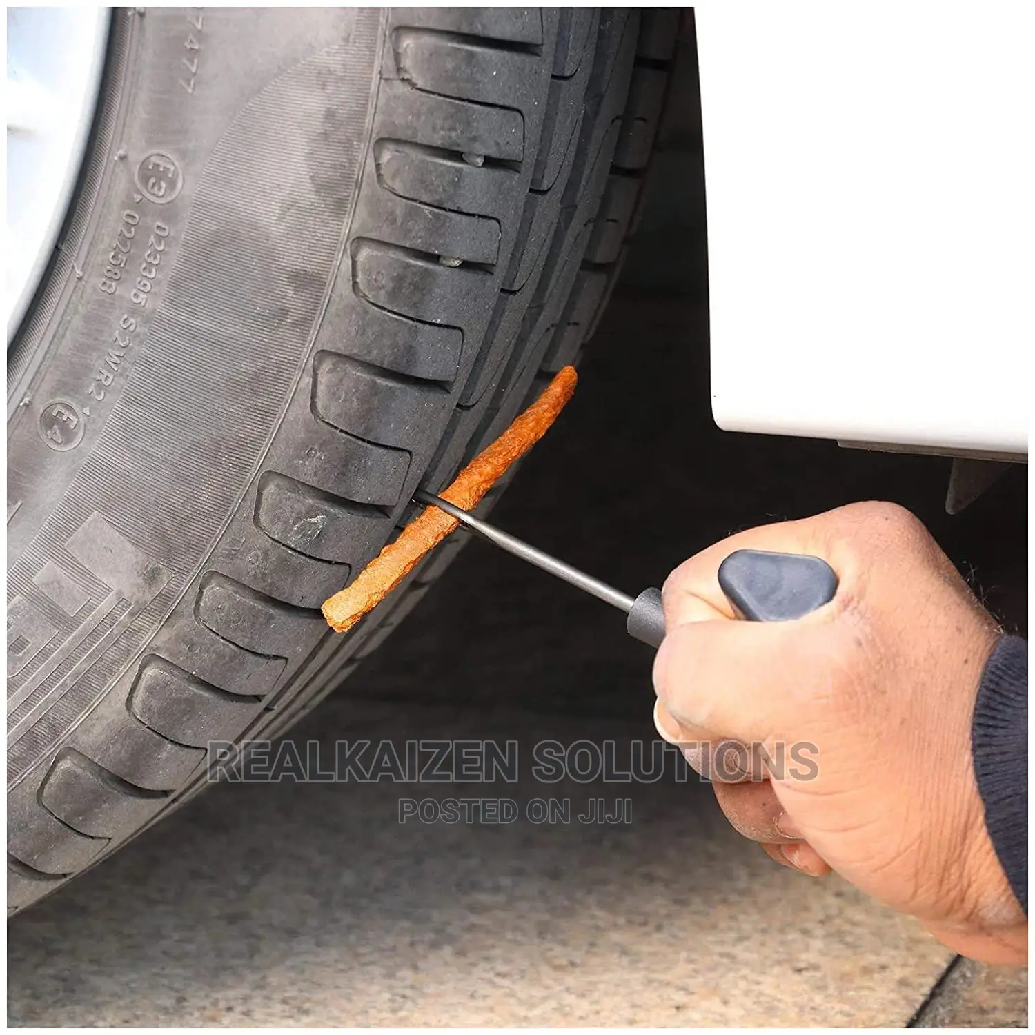ROADSTER 6pc Tubeless Auto Car Bike Tubeless Tyre Repair Kit