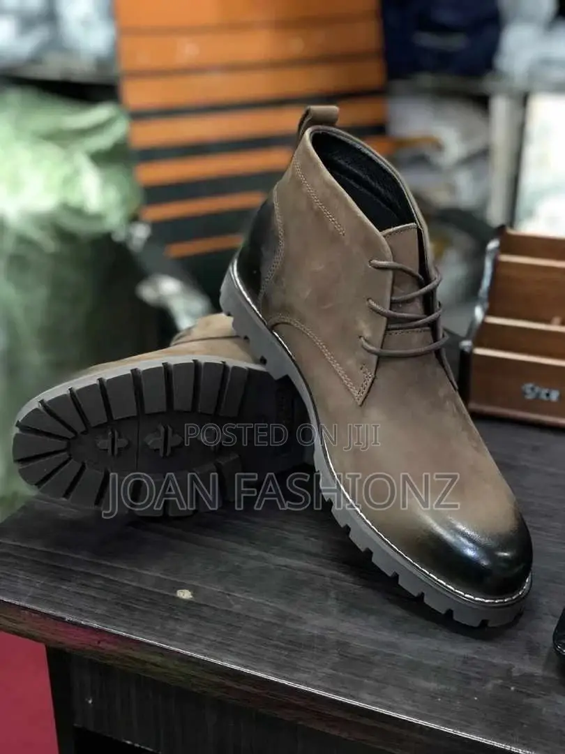 Men's Original Timberland Boots-Brown