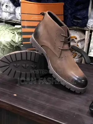 Men's Original Timberland Boots-Brown