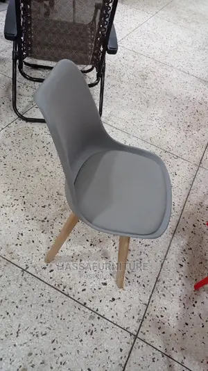 Unique Plastic Chair Brand New