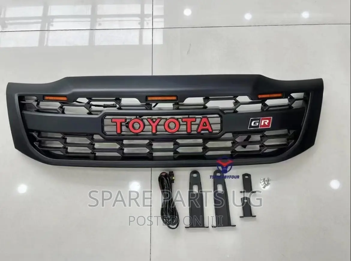 Hilux Vigo 2012 - 2015 GR Edition Grille With Lights