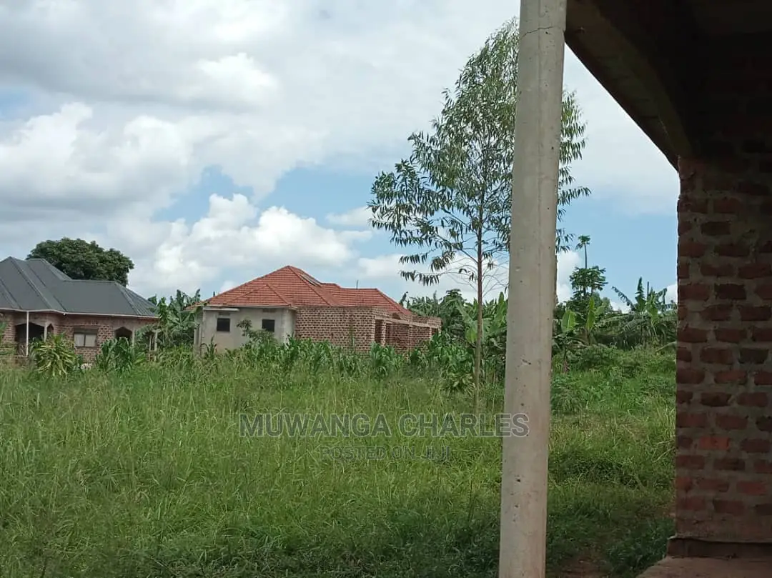 Plot's Available for Sale at Gayaza Namaina