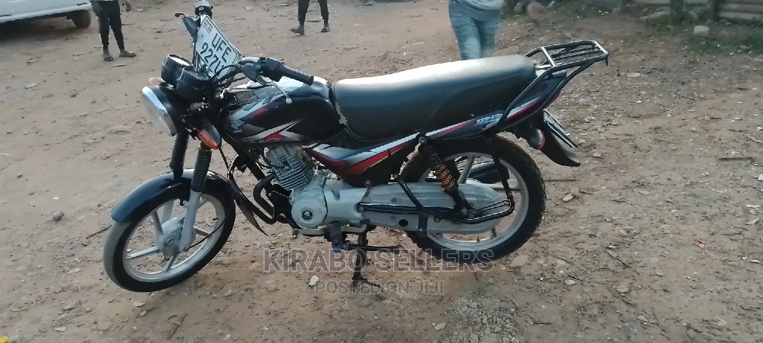 New Bajaj Avenger 220 Street 2023 Black