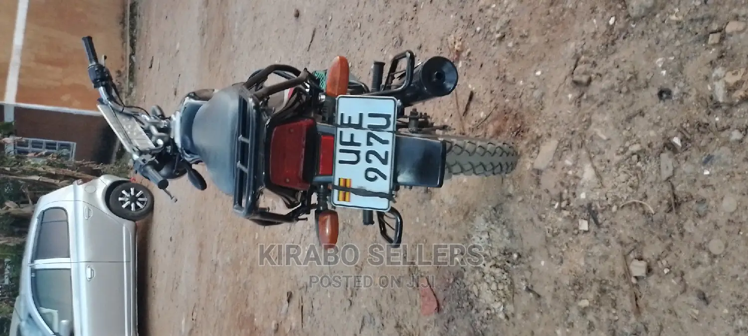 New Bajaj Avenger 220 Street 2023 Black