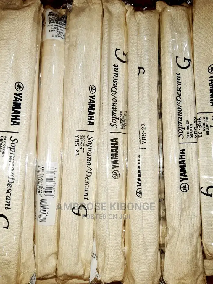 YAMAHA YRS-23 Soprano/Descant Recorder Flute Straight.