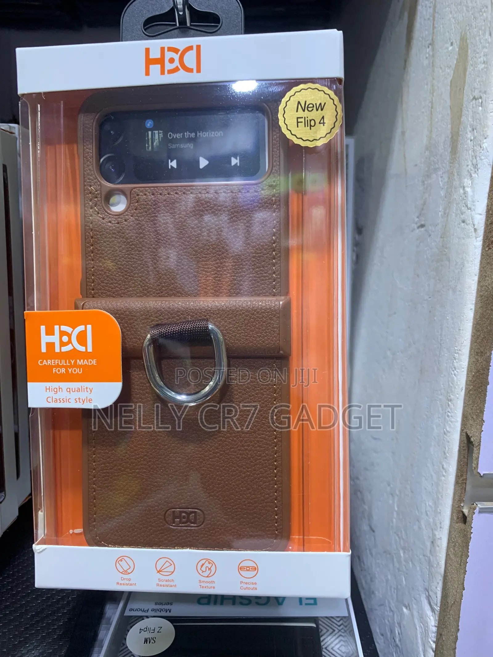 Z FLIP 4 Cover
