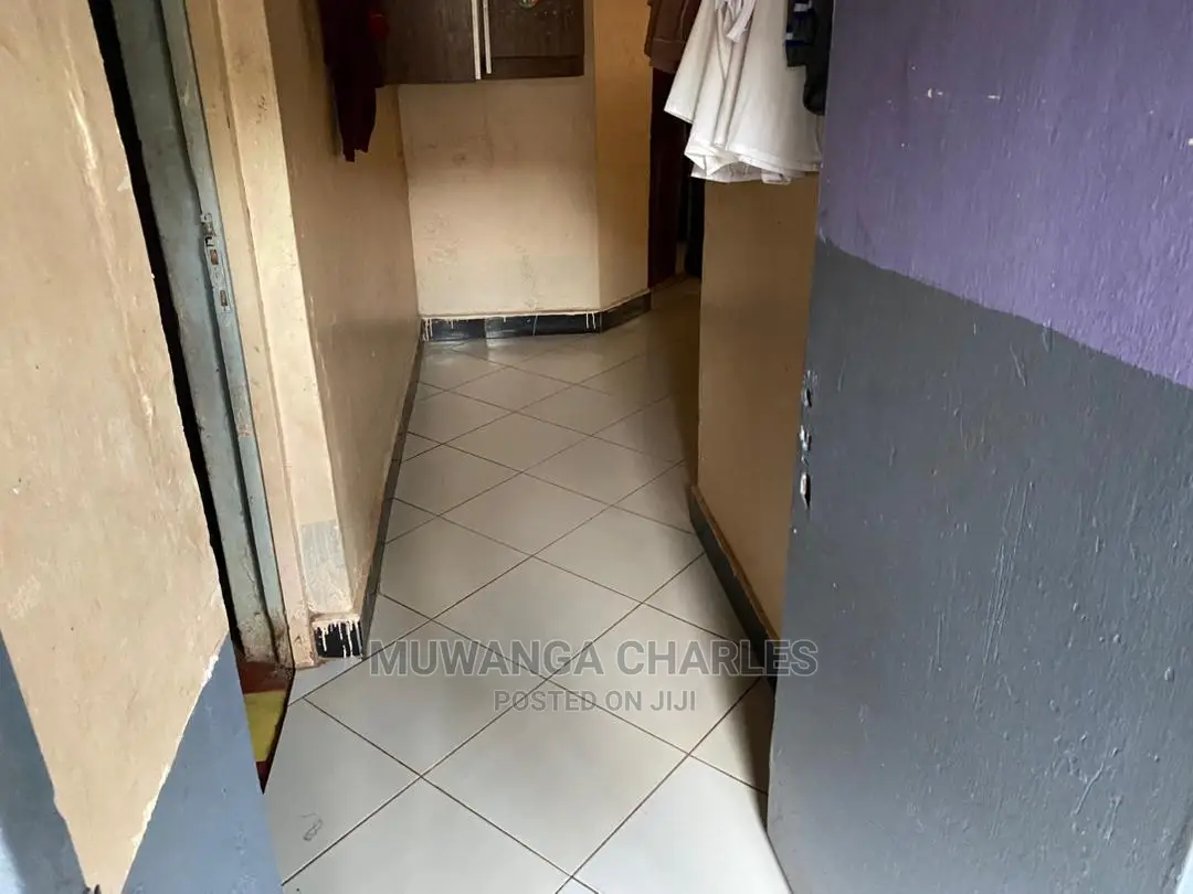 5bdrm Duplex in Fs Properties Ltd, Central Division for Sale