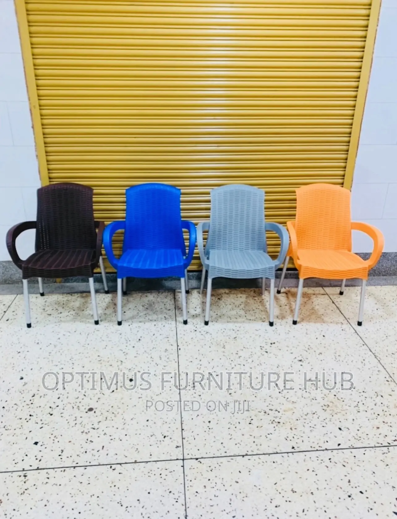 Crown Plastic Chair