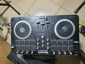 Numark PRO 2 DJ Controller