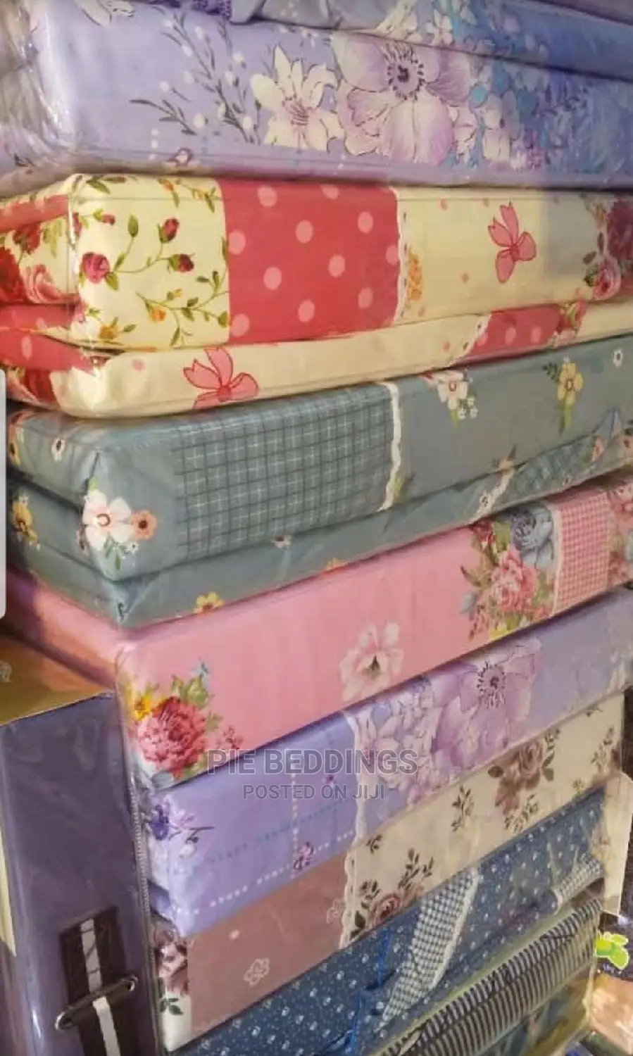 New Duvet Cover Set With 2 Pillow Cases