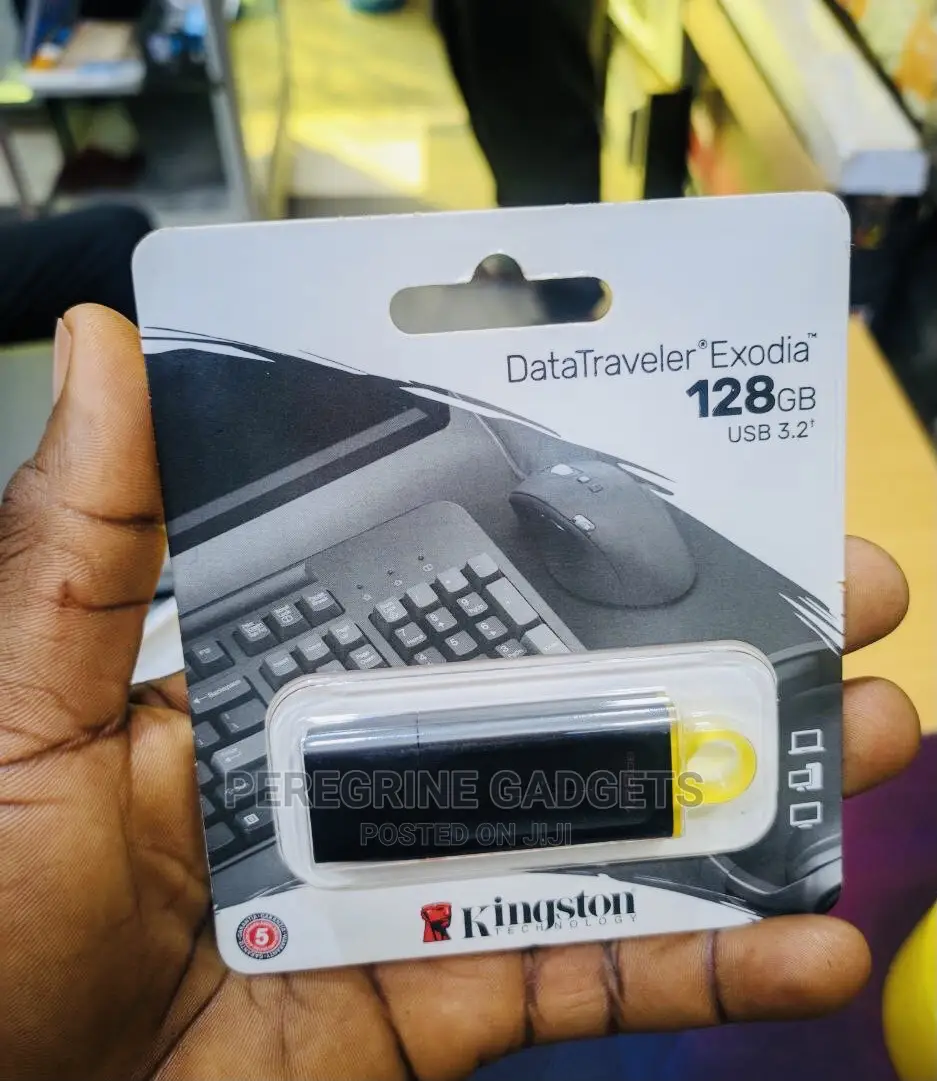 Data Traveler Exodia USB 3.2 128gb Flash Disk
