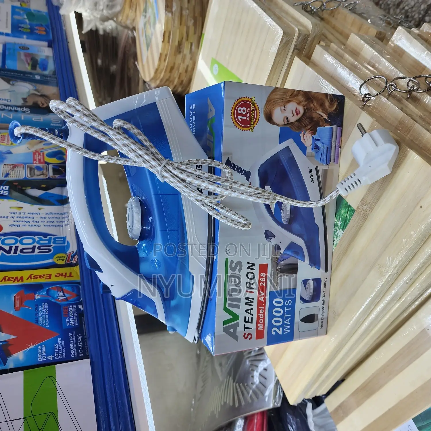 Avinas Steam Iron Medium