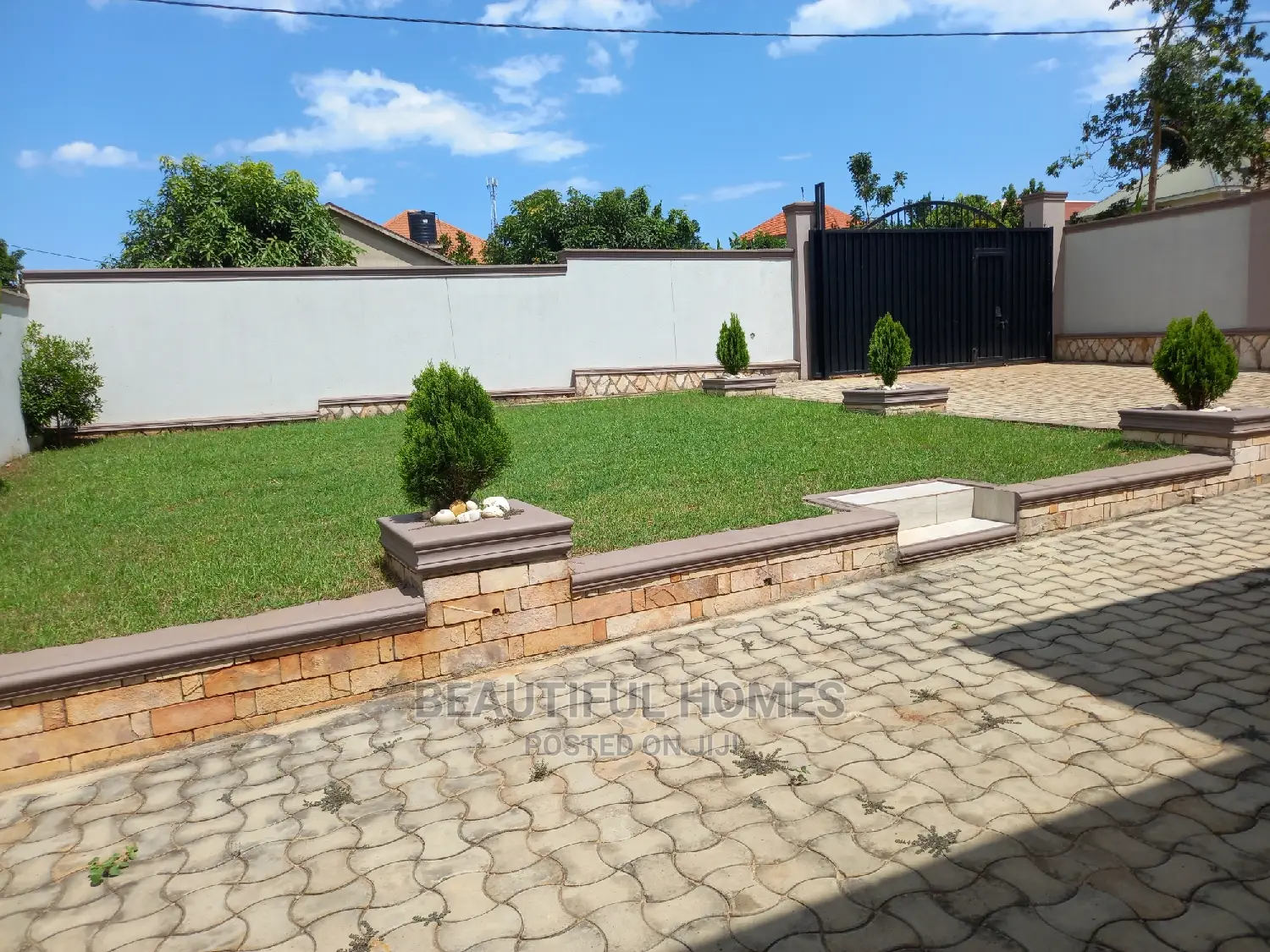Furnished 4bdrm House in Kira, Central Division for sale