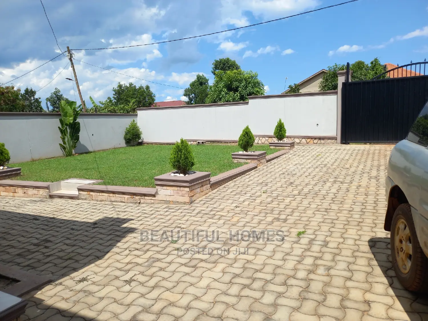 Furnished 4bdrm House in Kira, Central Division for sale