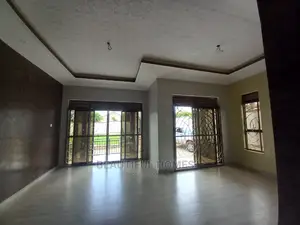 Furnished 4bdrm House in Kira for Sale