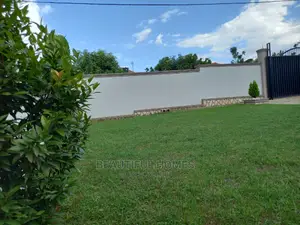 Furnished 4bdrm House in Kira for Sale