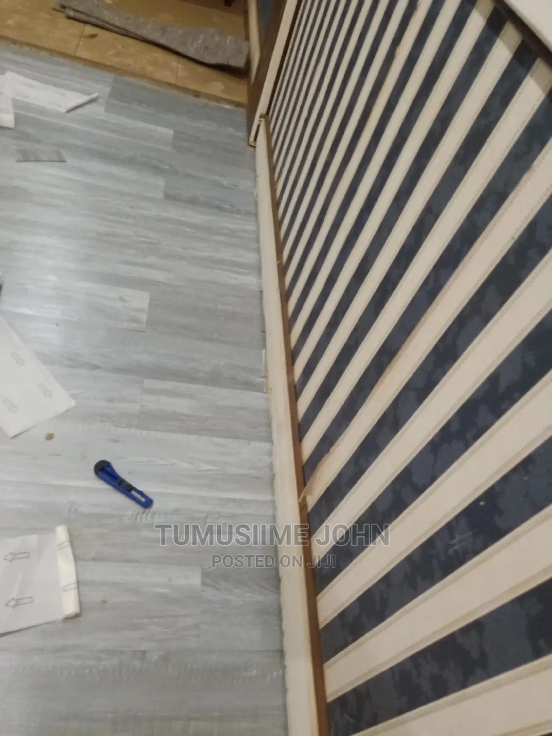 PVC Tiles Self Sticking
