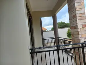 Furnished 4bdrm House in Kira for Sale