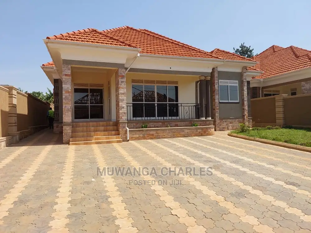 4bdrm Bungalow in Fs Properties Ltd, Central Division for Sale
