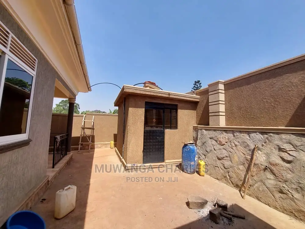 4bdrm Bungalow in Fs Properties Ltd, Central Division for Sale