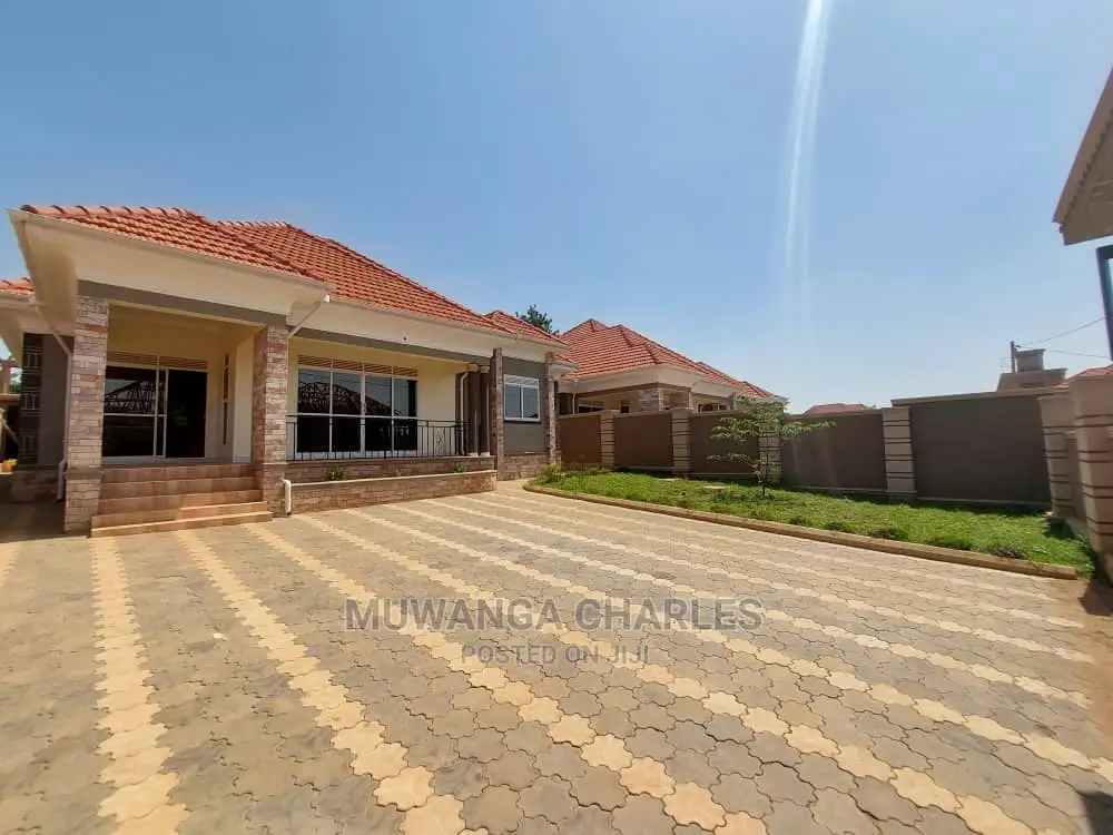 4bdrm Bungalow in Fs Properties Ltd, Central Division for Sale