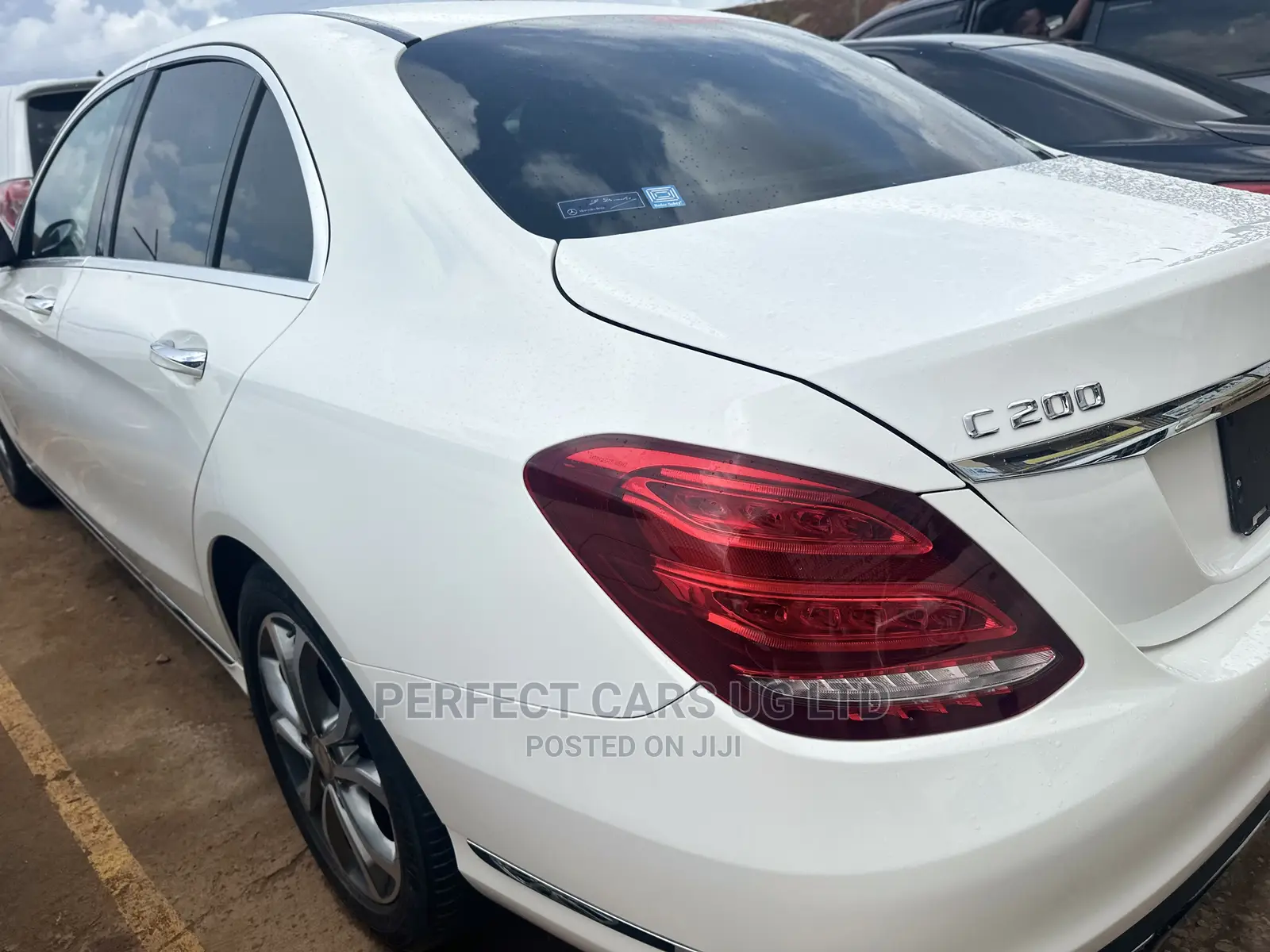 Mercedes-Benz C200 2014 Pearl