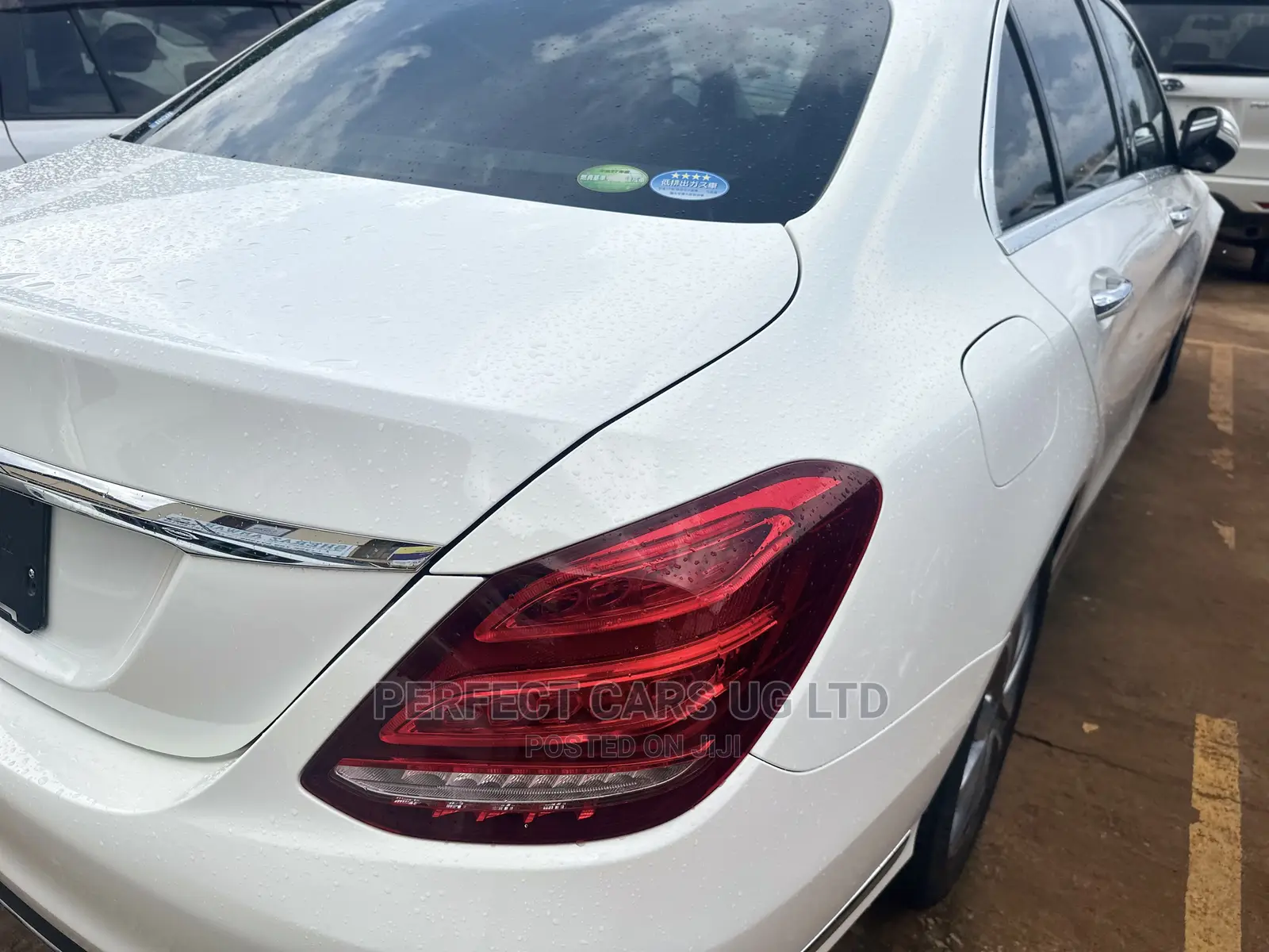 Mercedes-Benz C200 2014 Pearl