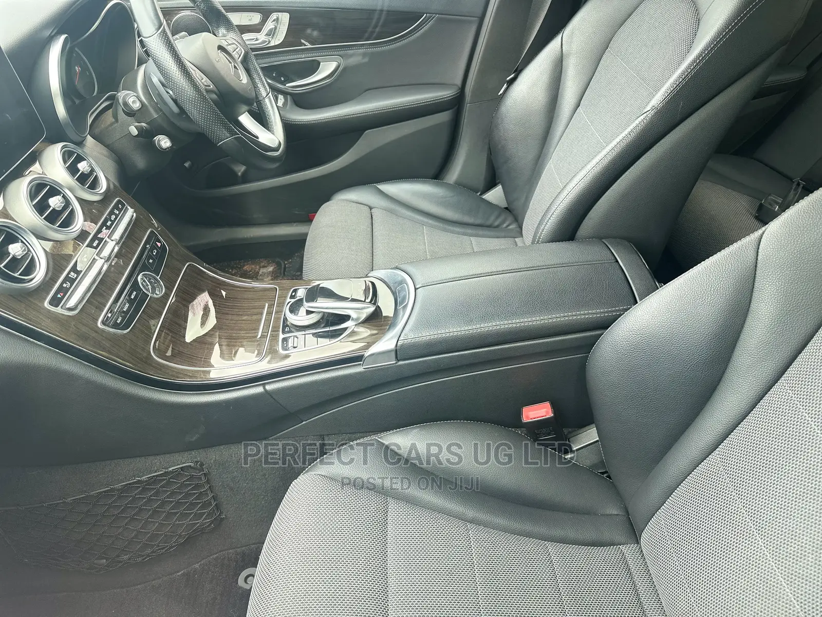 Mercedes-Benz C200 2014 Pearl