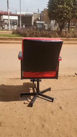 Barber Chair Mixed Red and Black Color