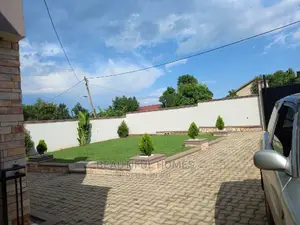 Furnished 4bdrm Bungalow in Kira for Sale