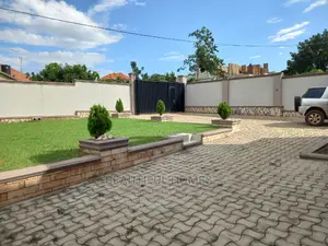 Furnished 4bdrm House in Kira for Sale