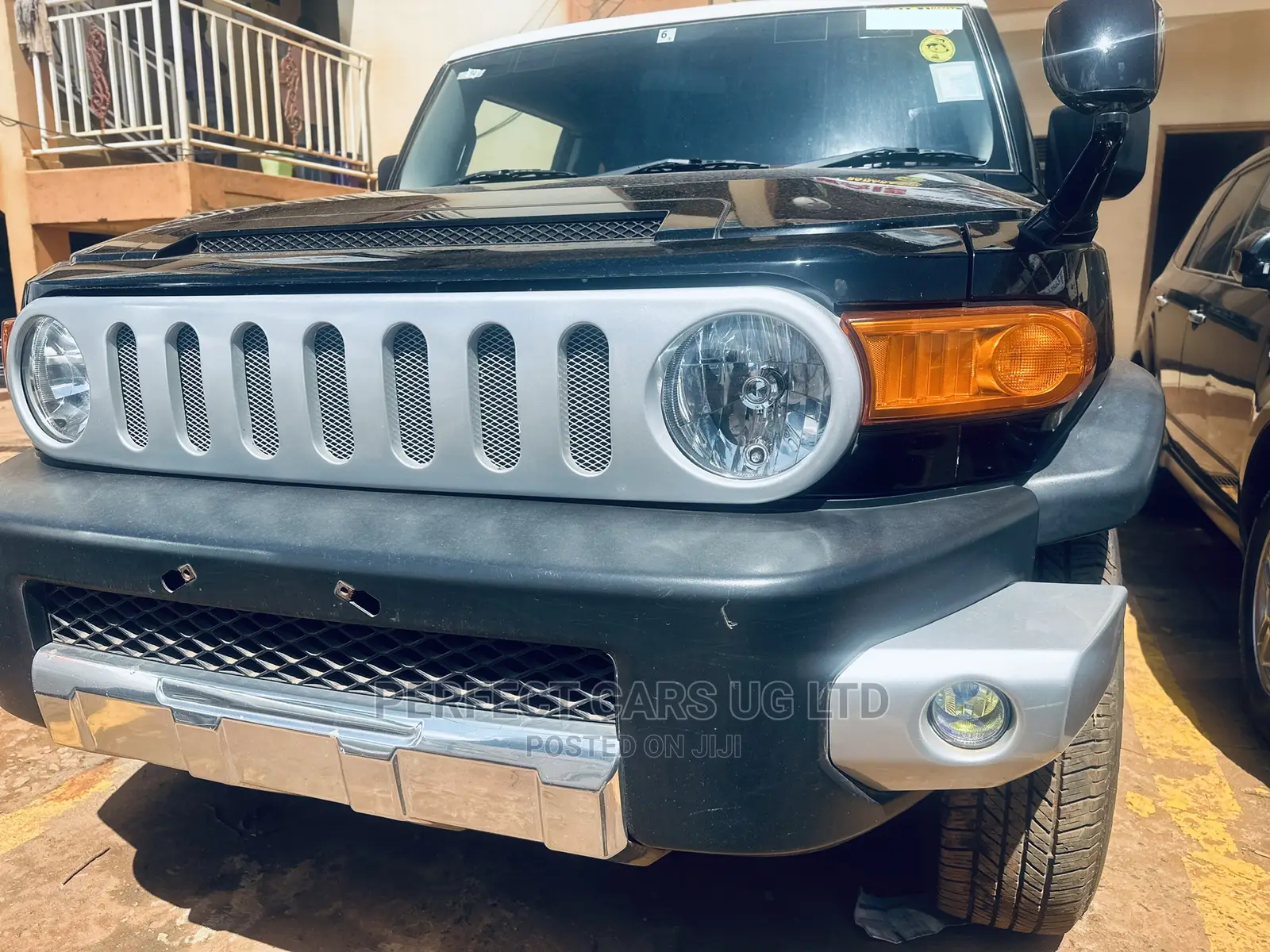 Toyota FJ Cruiser 4x4 Automatic 2012 Black