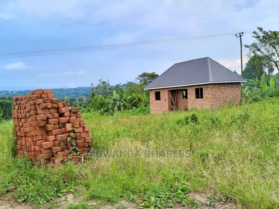 Plot's Available for Sale at Kira Kimwanyi