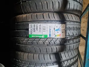 295/40r21 Brand New Tires
