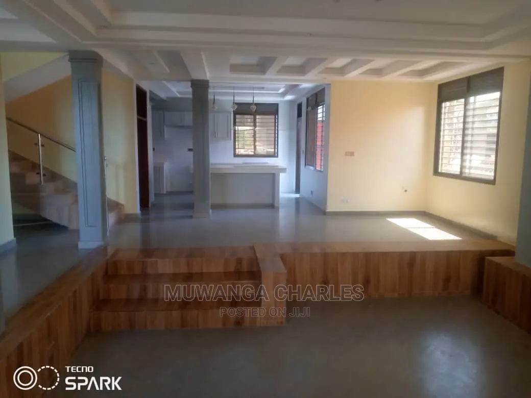 4bdrm Duplex in Fs Properties Ltd, Central Division for Sale