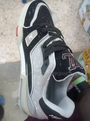 Vuitton Louis Shoes