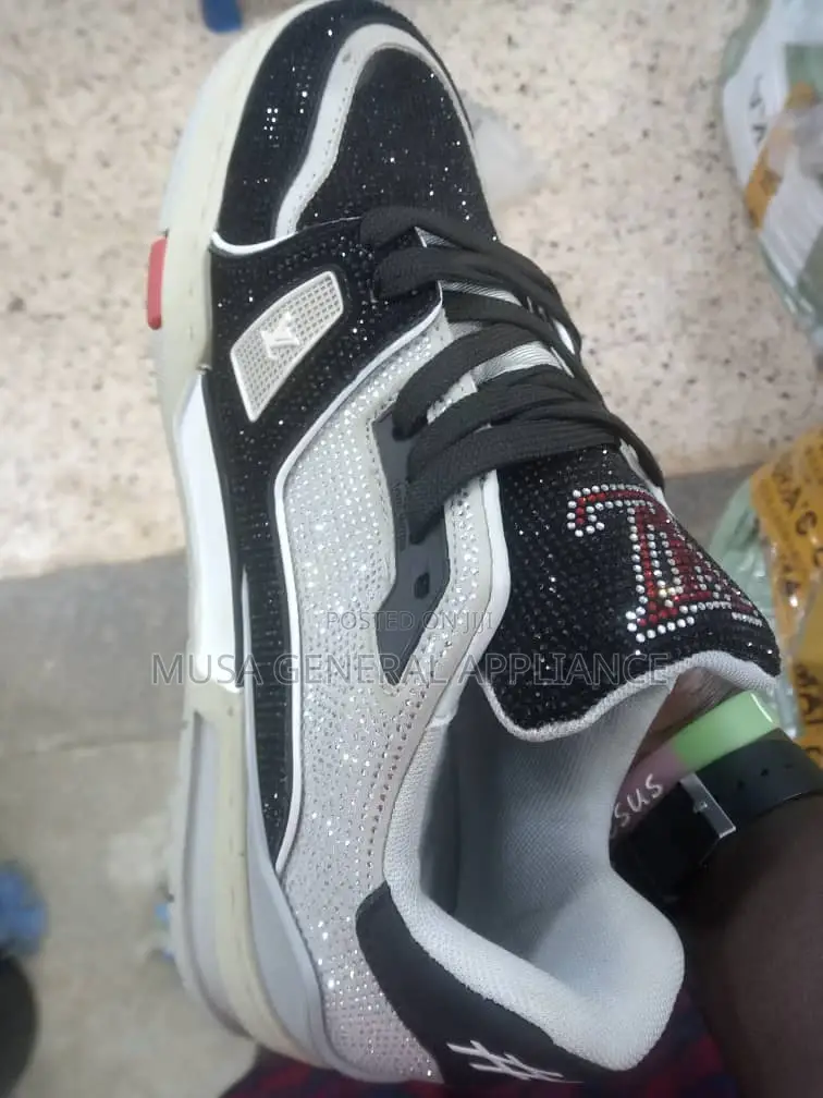 Vuitton Louis Shoes