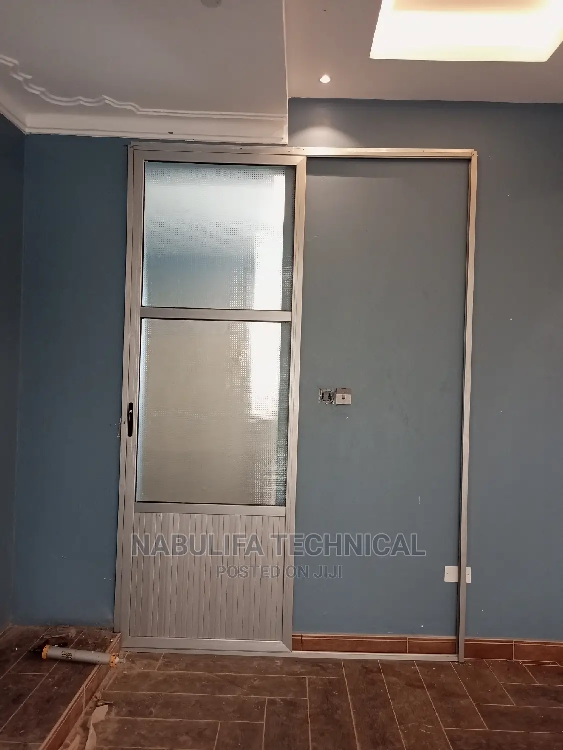 Aluminium Single Sliding Door 1