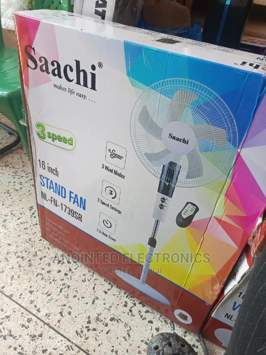 Sacchi Stand With a Remote