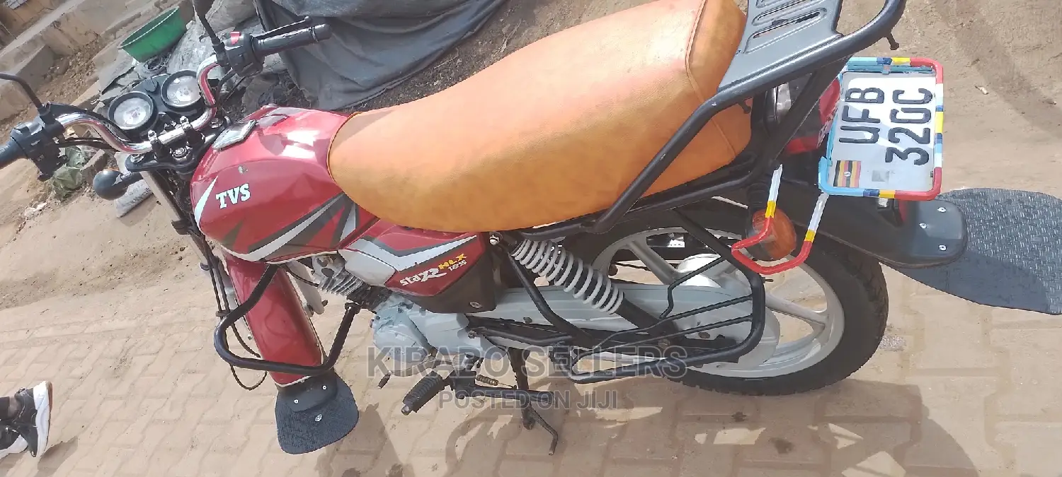 TVS HLX Plus ES 2019 Red